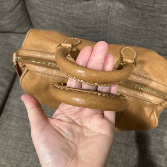 Roots Leather Leader Overnight Bag Duffle Carry On Banff Natural Color Small - Picture 4 of 16